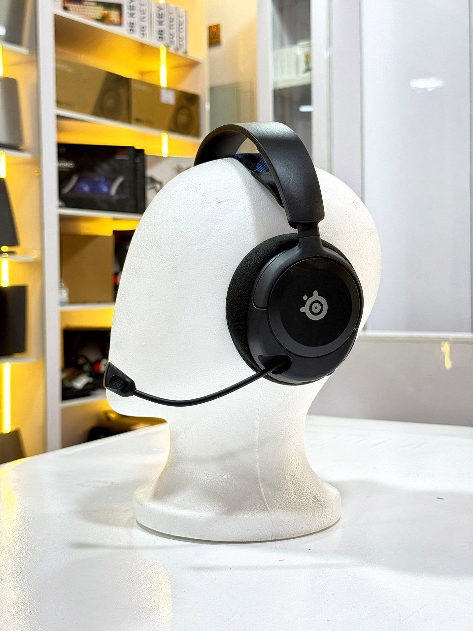 Steel Series Arctic Nova wired (Brand New)