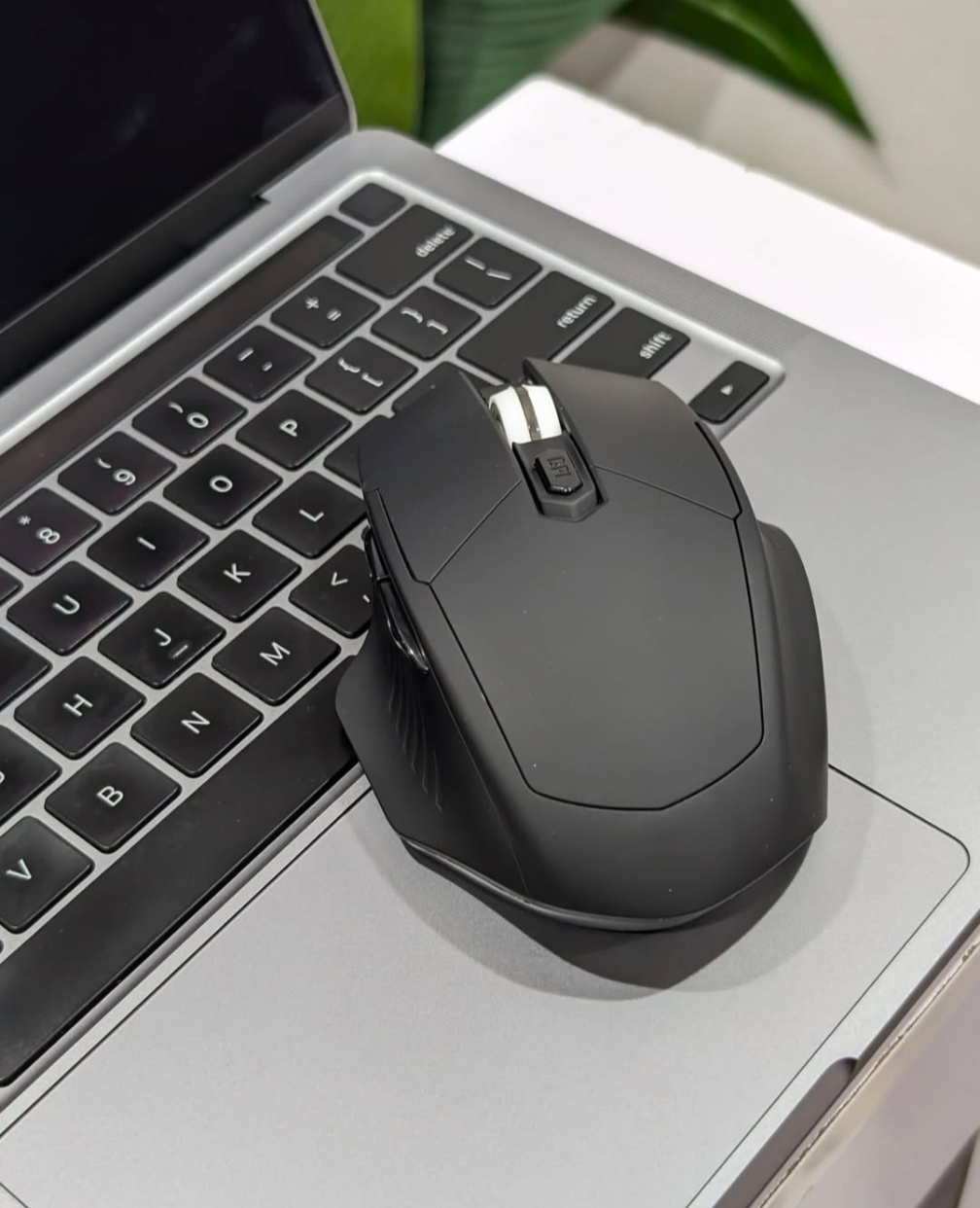 M100 Wireless Mouse