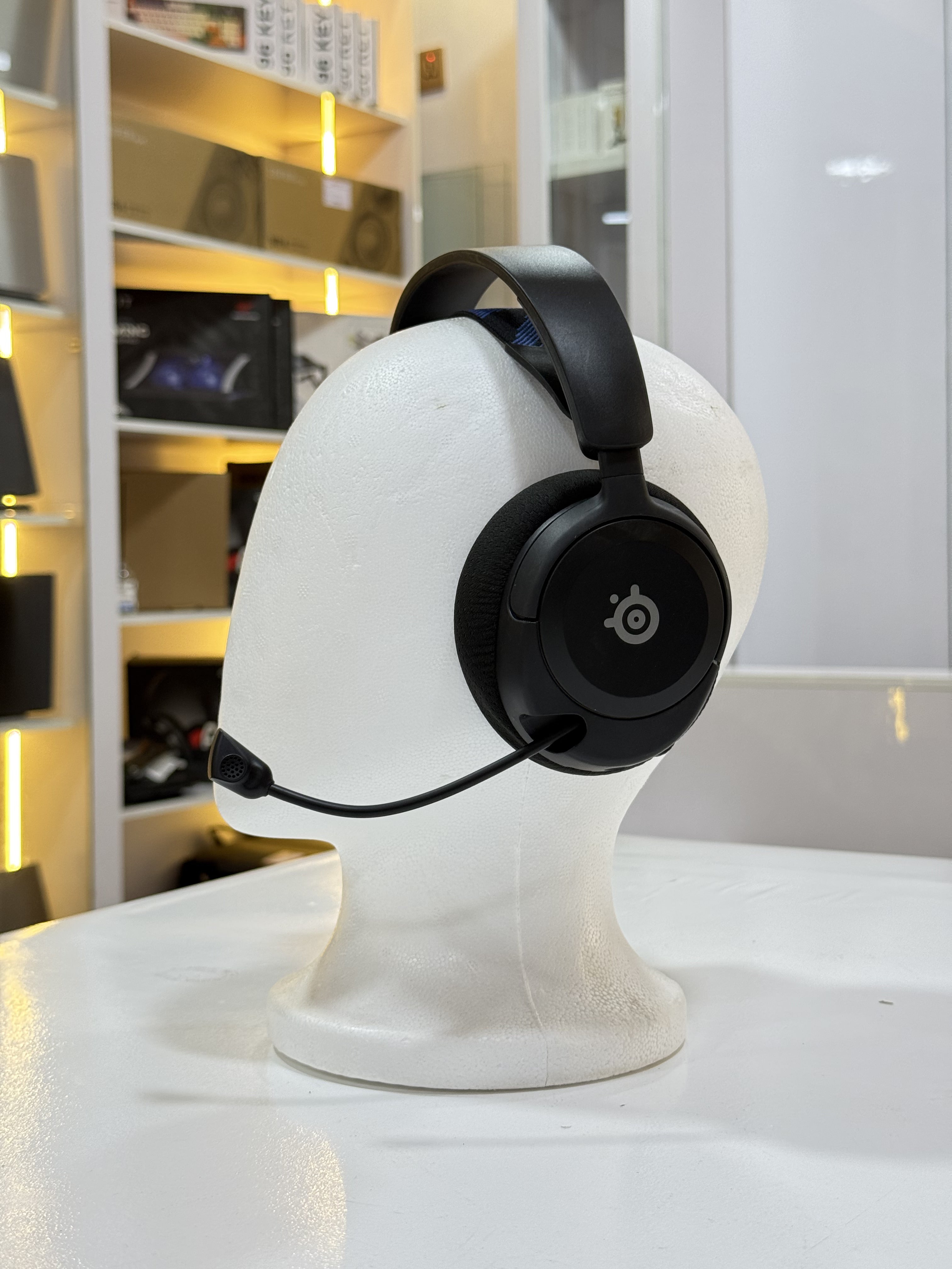 Steel series Arctic Nova wired (Brand New)